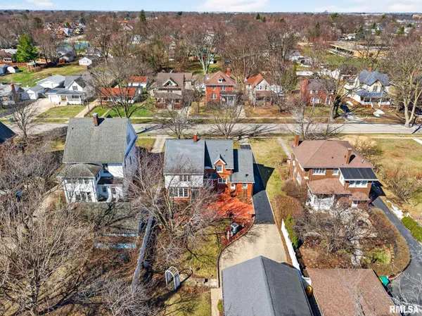 $374,900 | 745 North Academy Street, Galesburg, IL 61401