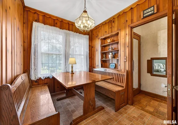 $374,900 | 745 North Academy Street, Galesburg, IL 61401