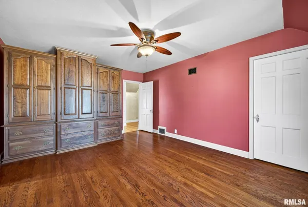 $374,900 | 745 North Academy Street, Galesburg, IL 61401