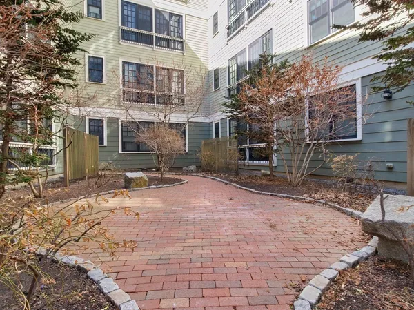$489,000 | 80 Webster Avenue, Unit 4M, Somerville, MA 02143