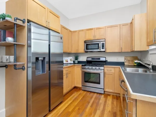 $489,000 | 80 Webster Avenue, Unit 4M, Somerville, MA 02143
