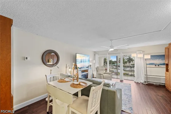 $275,000 | 1 Bluebill Avenue, Unit 402, Naples, FL 34108