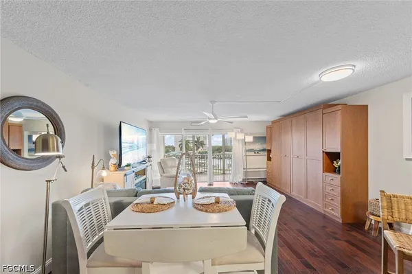 $275,000 | 1 Bluebill Avenue, Unit 402, Naples, FL 34108