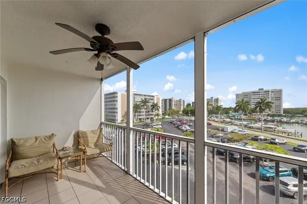 $275,000 | 1 Bluebill Avenue, Unit 402, Naples, FL 34108