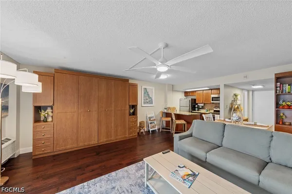 $275,000 | 1 Bluebill Avenue, Unit 402, Naples, FL 34108