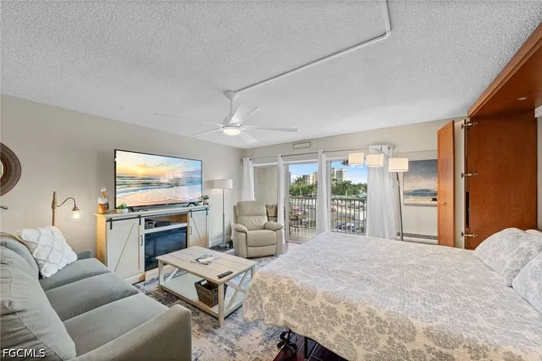 $275,000 | 1 Bluebill Avenue, Unit 402, Naples, FL 34108