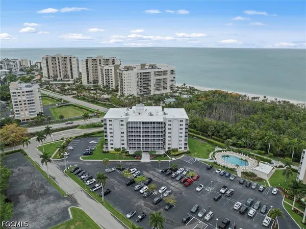 $275,000 | 1 Bluebill Avenue, Unit 402, Naples, FL 34108