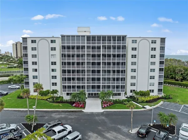 $275,000 | 1 Bluebill Avenue, Unit 402, Naples, FL 34108