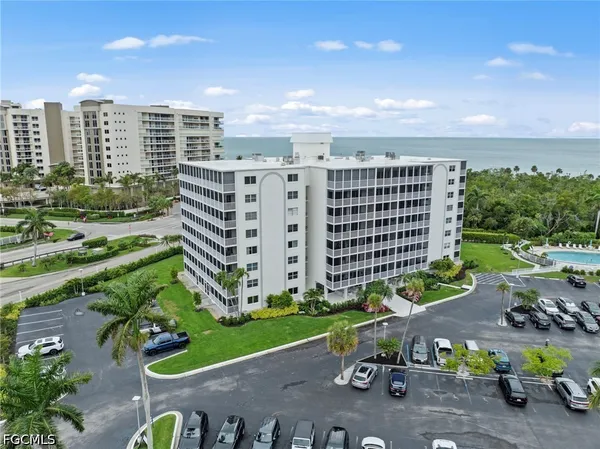 $275,000 | 1 Bluebill Avenue, Unit 402, Naples, FL 34108