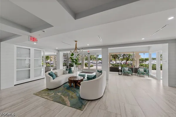 $275,000 | 1 Bluebill Avenue, Unit 402, Naples, FL 34108