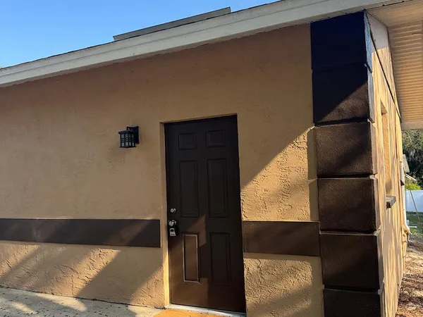 $1,250 | 623 Beckett Way, Unit B, Tarpon Springs, FL 34689