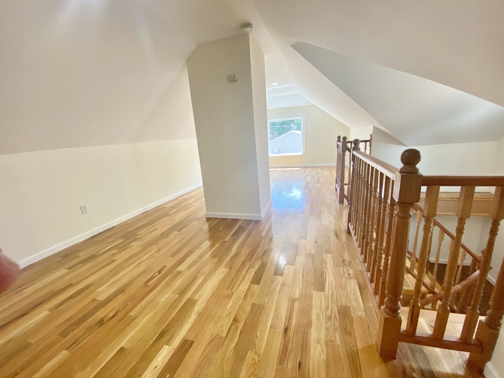 237 Commonwealth Avenue Springfield, MA 01108 - Photo 12 of 24