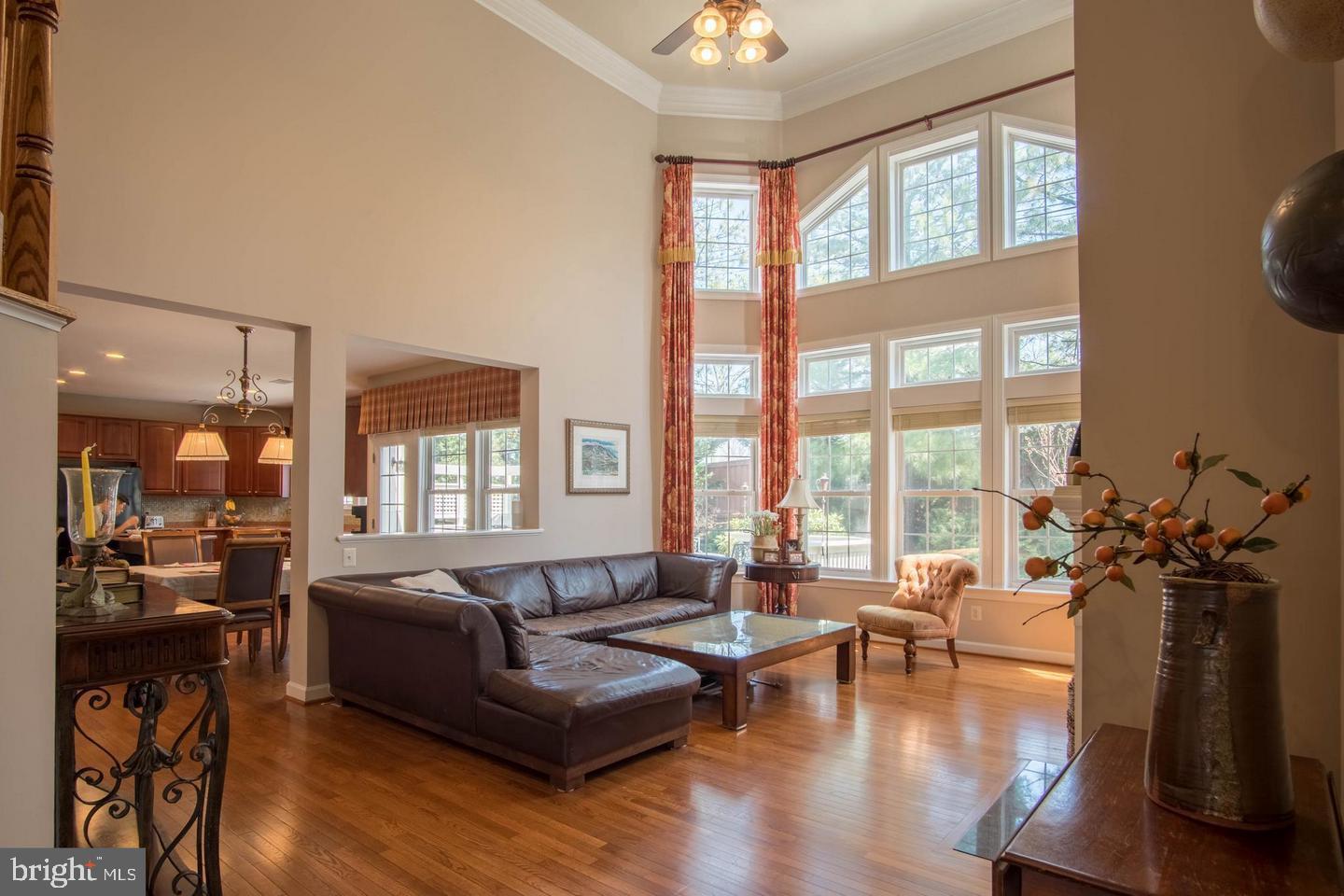 12303 Ox Ridge Road Fairfax, VA 22033 - Photo 13 of 60