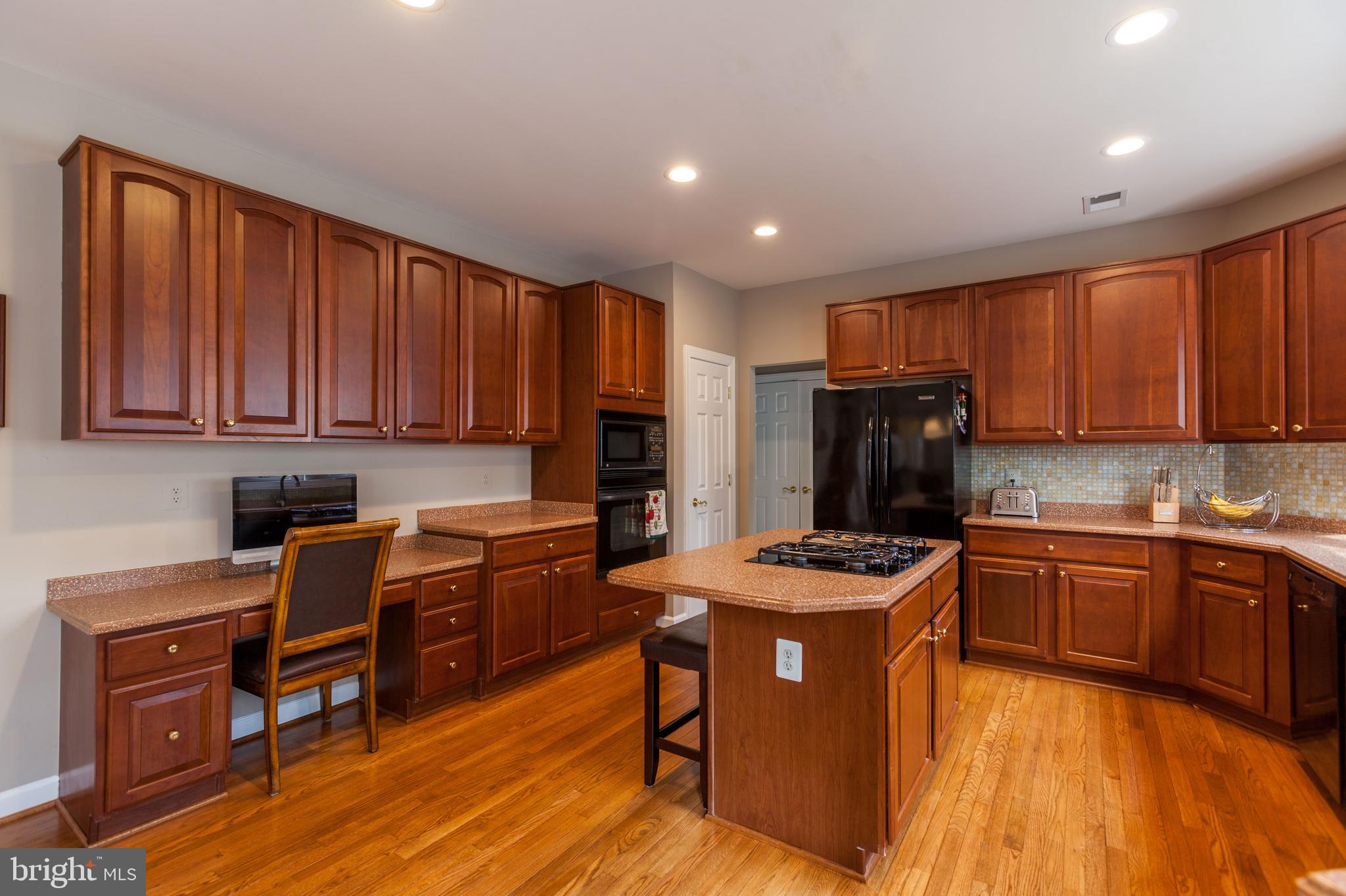 12303 Ox Ridge Road Fairfax, VA 22033 - Photo 21 of 60