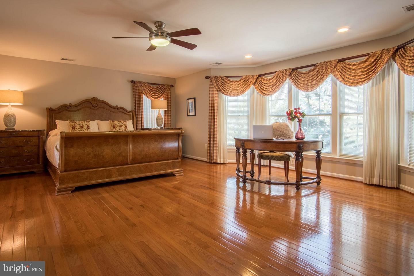 12303 Ox Ridge Road Fairfax, VA 22033 - Photo 28 of 60
