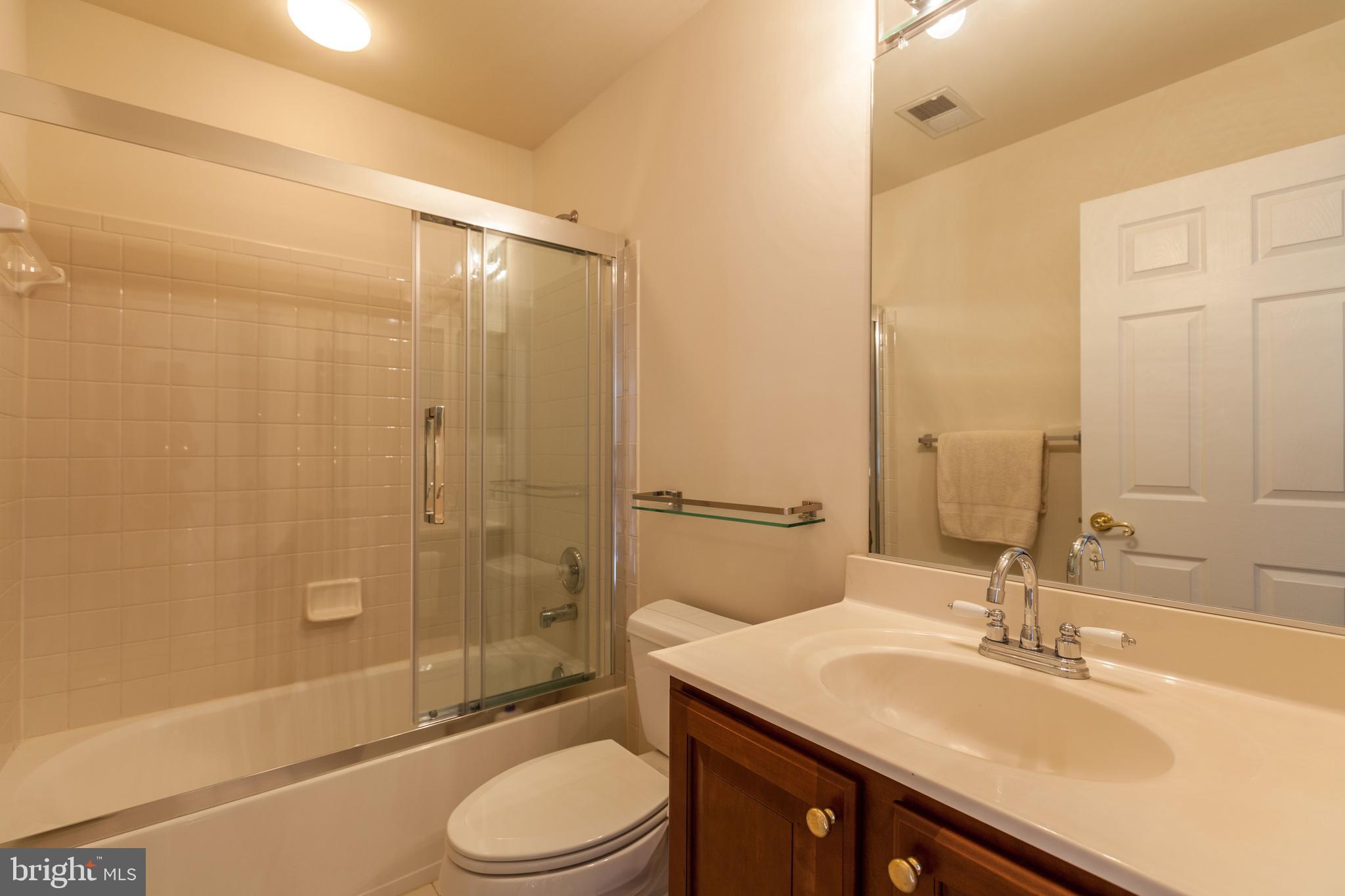 12303 Ox Ridge Road Fairfax, VA 22033 - Photo 35 of 60