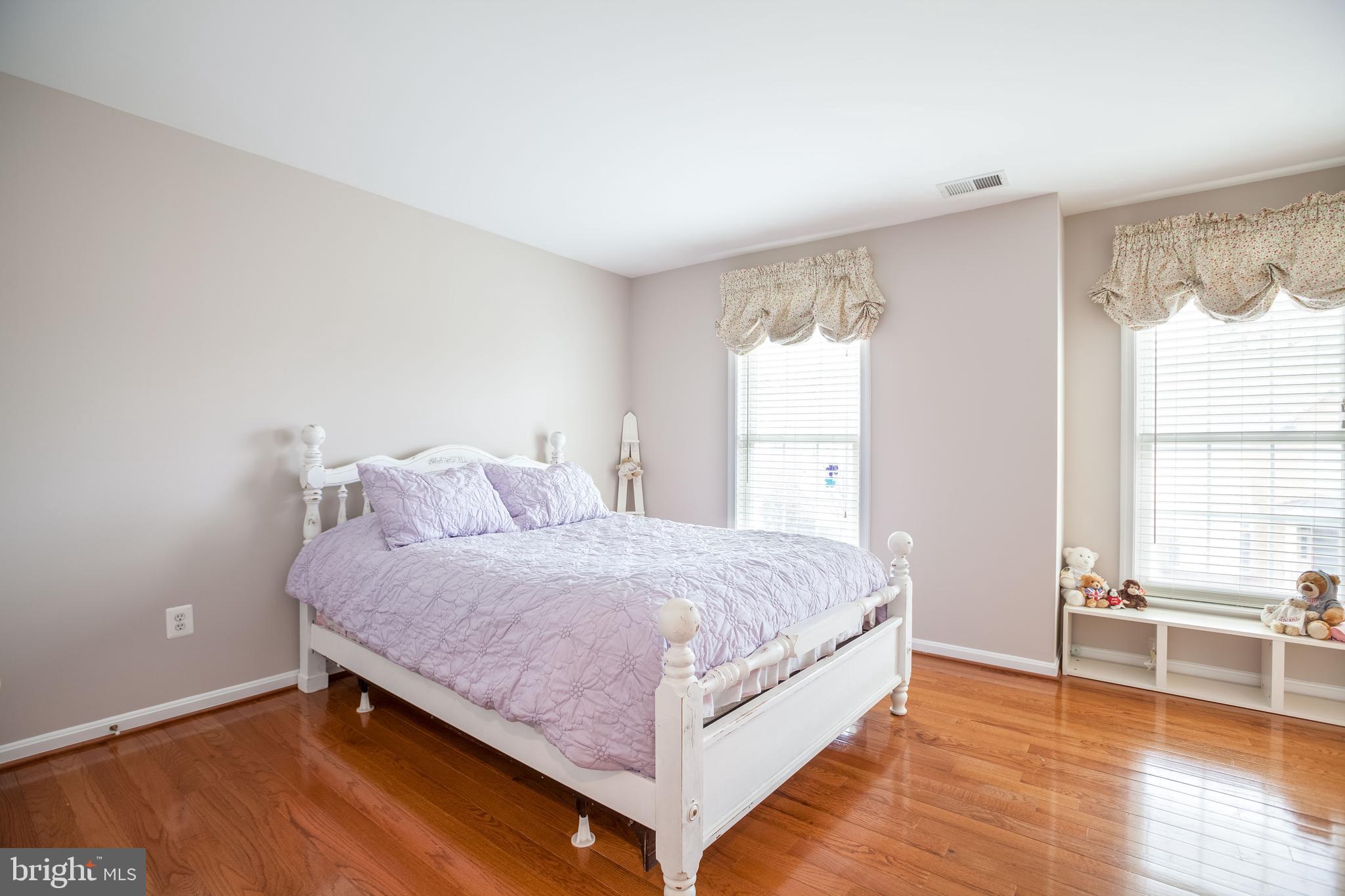 12303 Ox Ridge Road Fairfax, VA 22033 - Photo 36 of 60