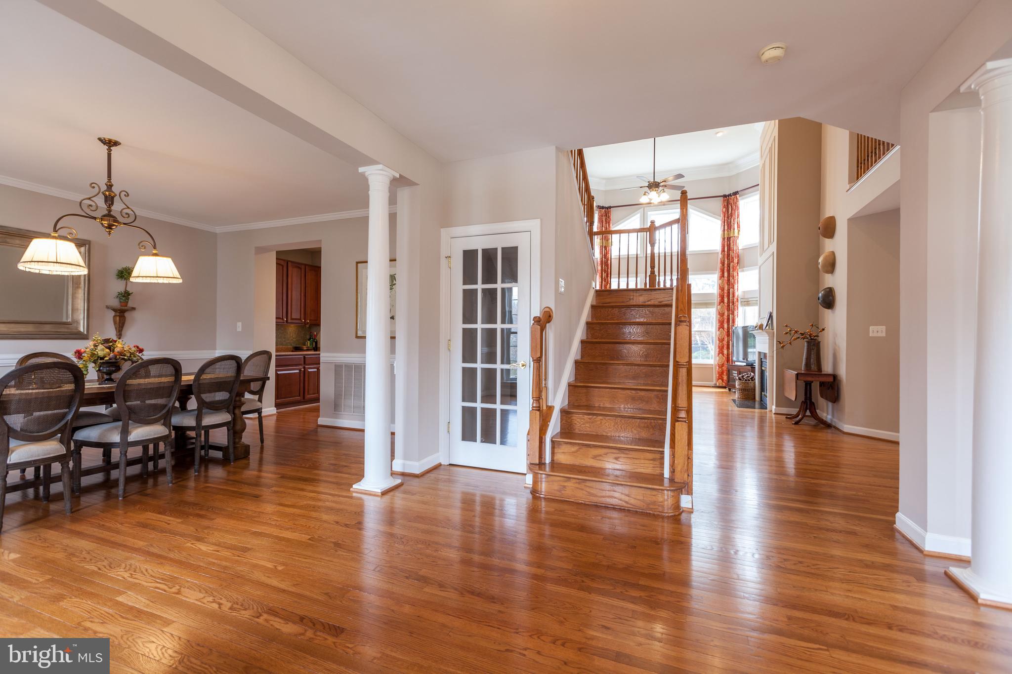 12303 Ox Ridge Road Fairfax, VA 22033 - Photo 5 of 60