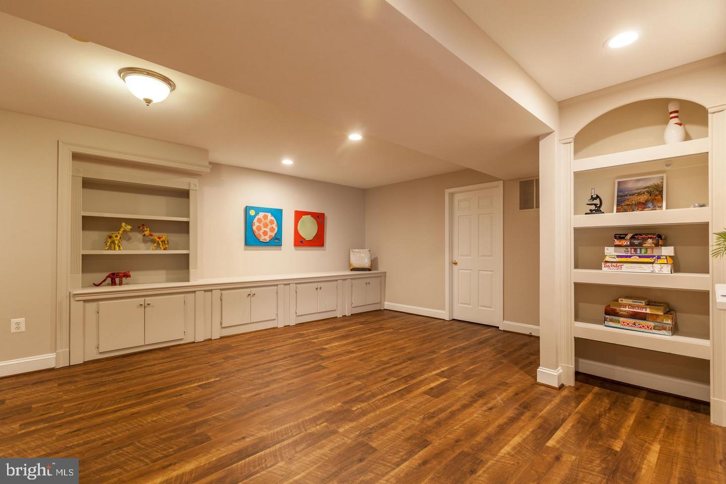 12303 Ox Ridge Road Fairfax, VA 22033 - Photo 48 of 60
