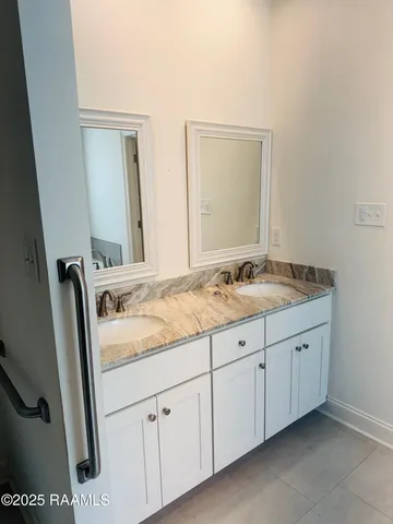 $1,900 | 235 Alpine Drive, Lafayette, LA 70506