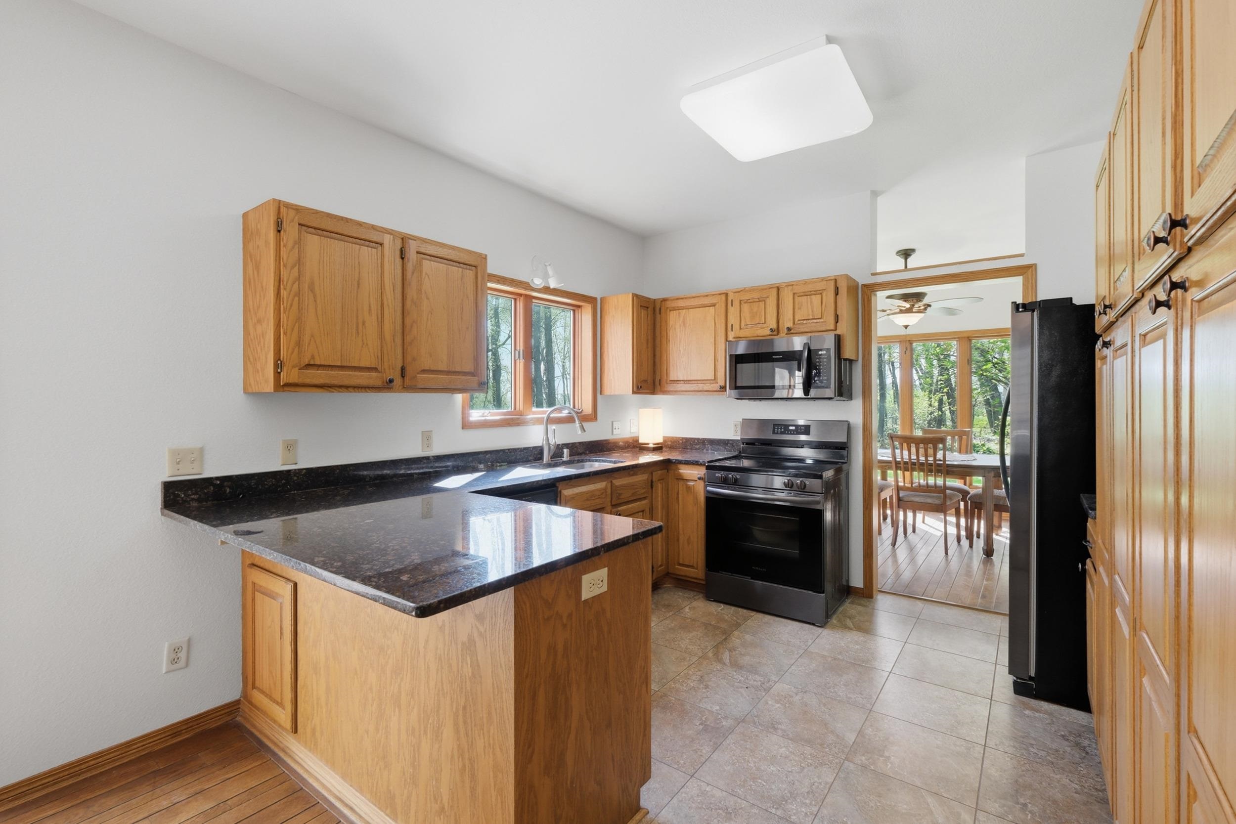 498 Meander Wood Road Oregon, WI 53575 - Photo 23 of 90