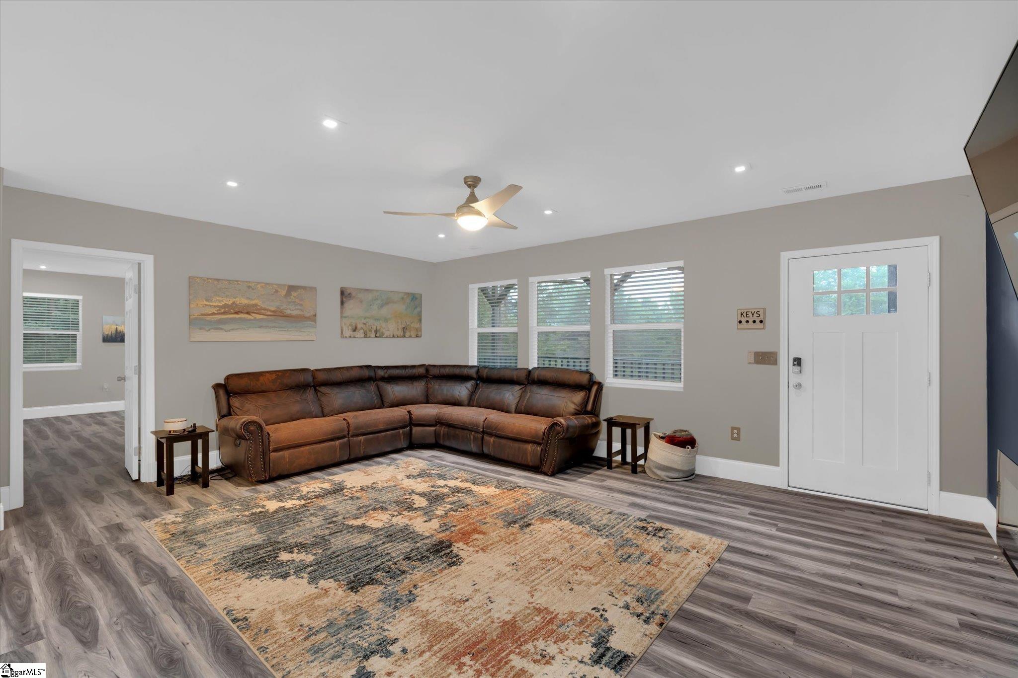 148 Choestoea Road Westminster, SC 29693 - Photo 4 of 36 Gallery Image 4