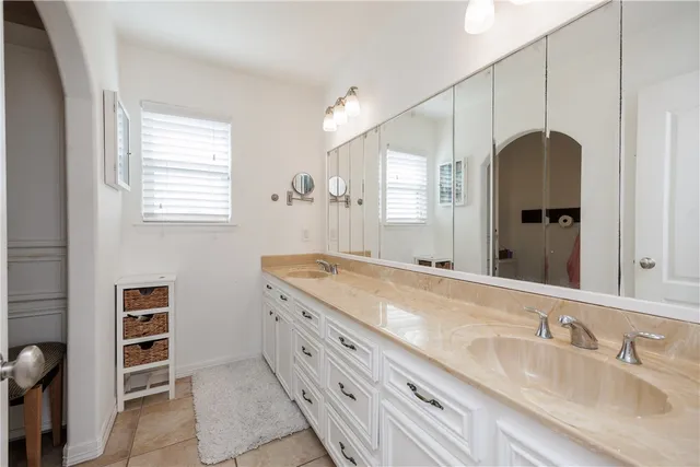 $324,000 | 4114 Crossriver Drive, Corpus Christi, TX 78410