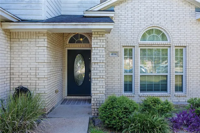 $324,000 | 4114 Crossriver Drive, Corpus Christi, TX 78410