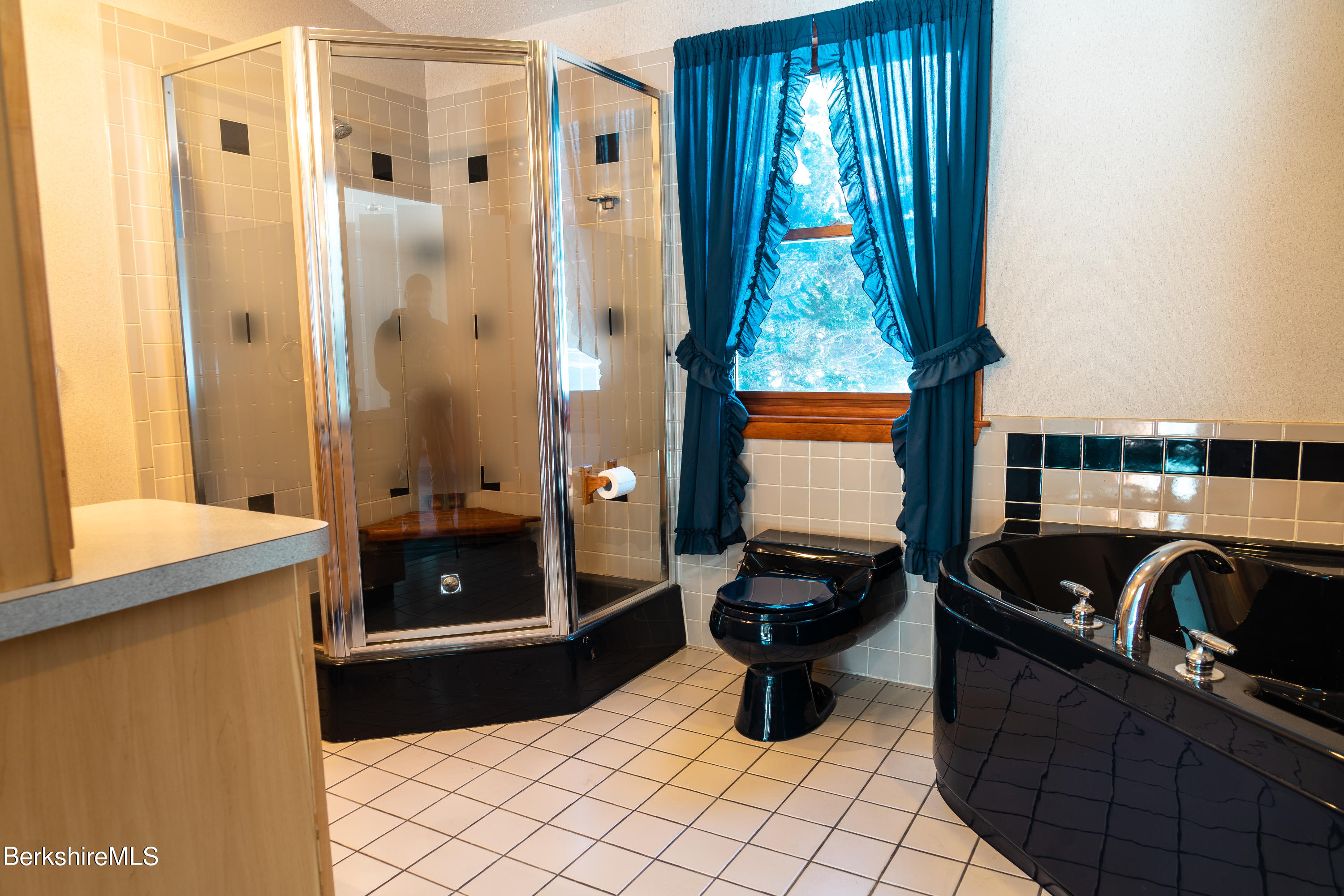 450 Michaels Road Hinsdale, MA 01235 - Photo 14 of 39 DSC03354