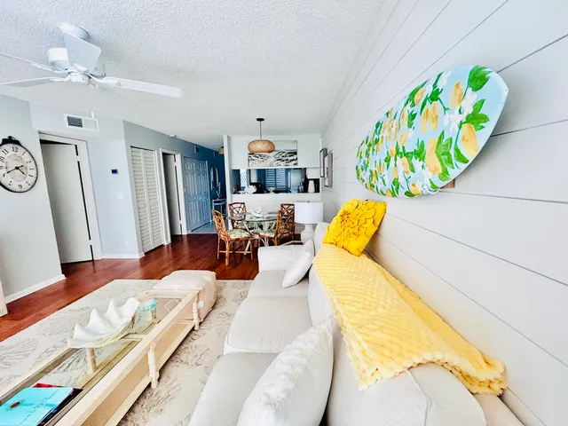 $7,500 | 353 Highway 1, Unit C202, Jupiter, FL 33477