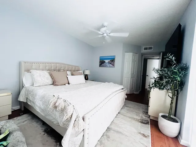 $7,500 | 353 Highway 1, Unit C202, Jupiter, FL 33477