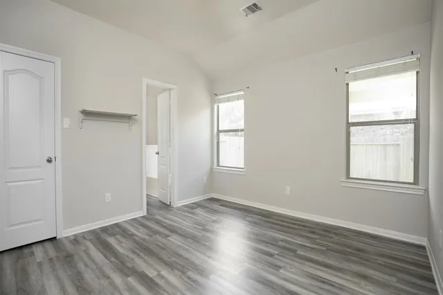 $1,800 | 384 Decoster Boulevard, Alvin, TX 77511