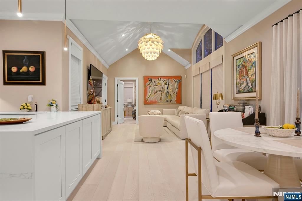 86 Fox Hedge Road Saddle River, NJ 07458 - Photo 32 of 44