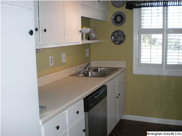 904 Sims Avenue, Unit A Birmingham, AL 35213 - Photo 5 of 12