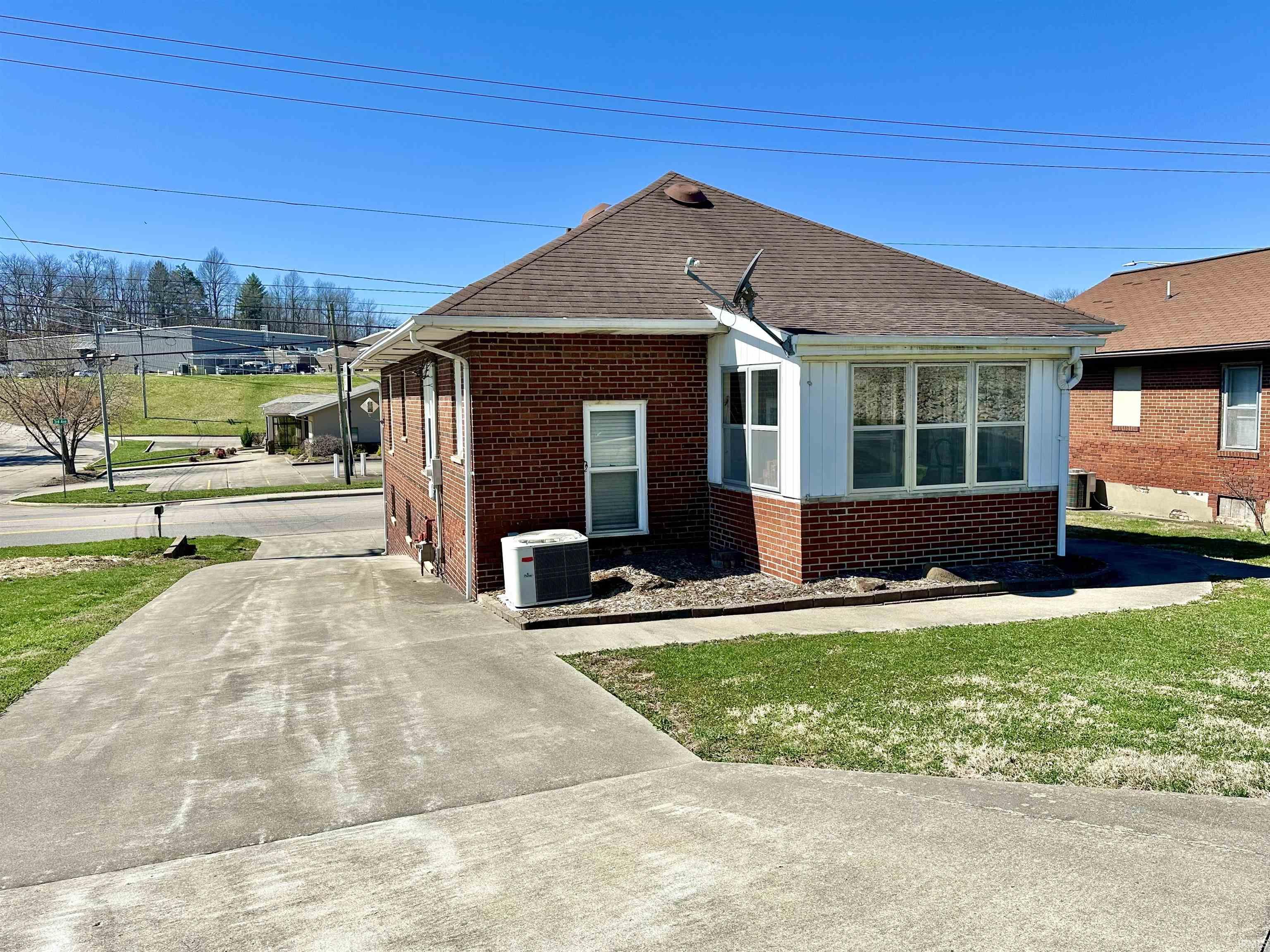 253 3rd Avenue Jasper, IN 47546 - Photo 16 of 16