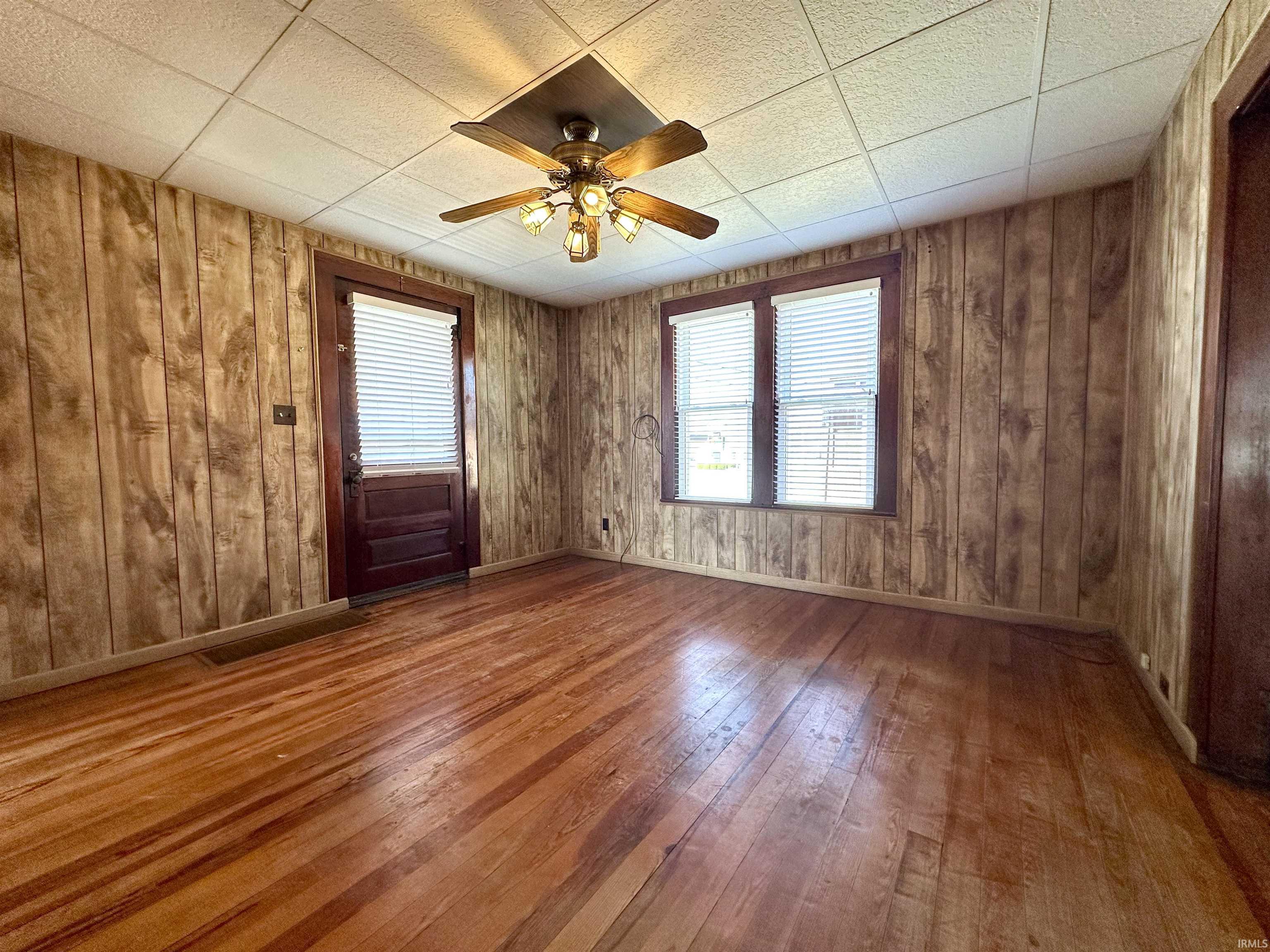 253 3rd Avenue Jasper, IN 47546 - Photo 3 of 16