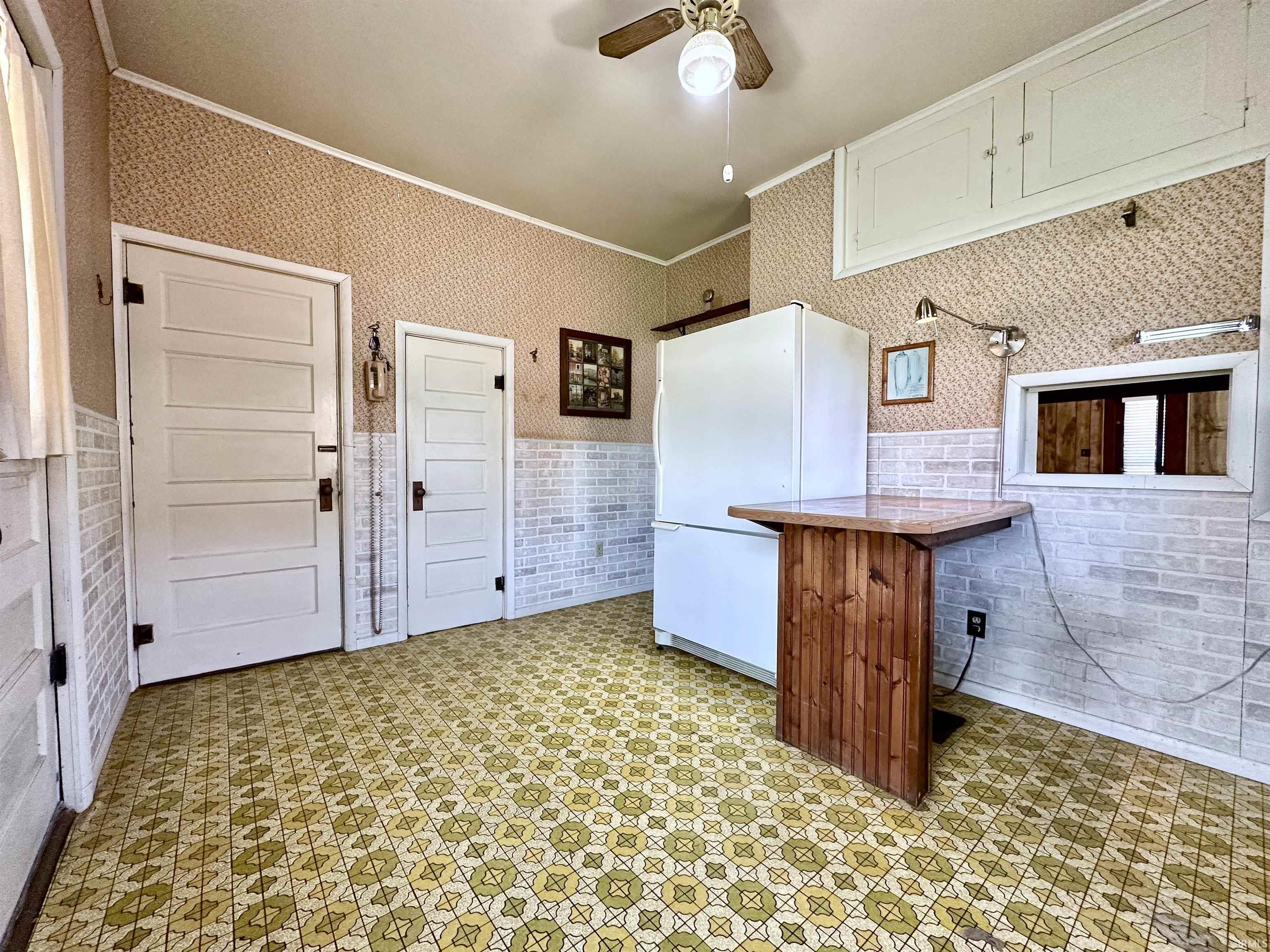 253 3rd Avenue Jasper, IN 47546 - Photo 8 of 16