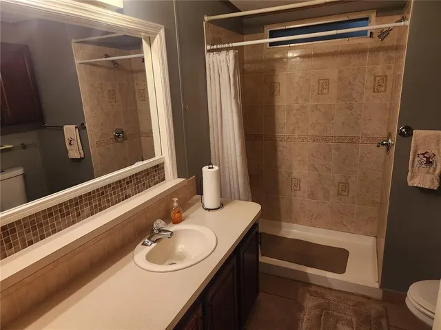 $2,000 | 24921 Pine Hill, Leesburg, FL 34748