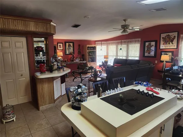 $1,850 | 24921 Pine Hill, Leesburg, FL 34748
