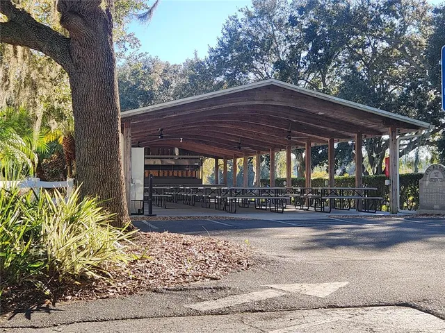 $2,000 | 24921 Pine Hill, Leesburg, FL 34748