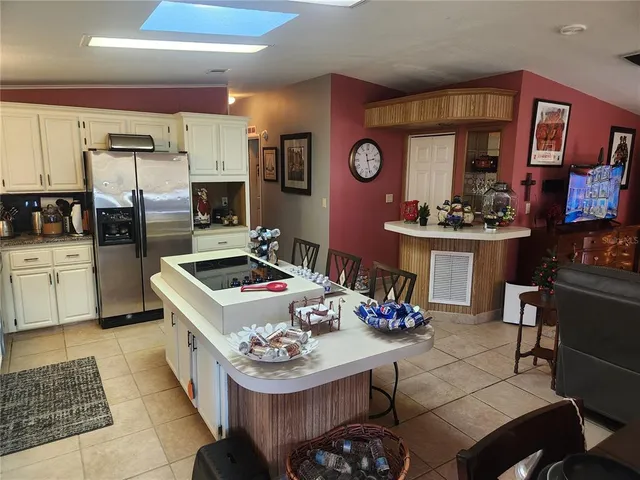 $2,000 | 24921 Pine Hill, Leesburg, FL 34748