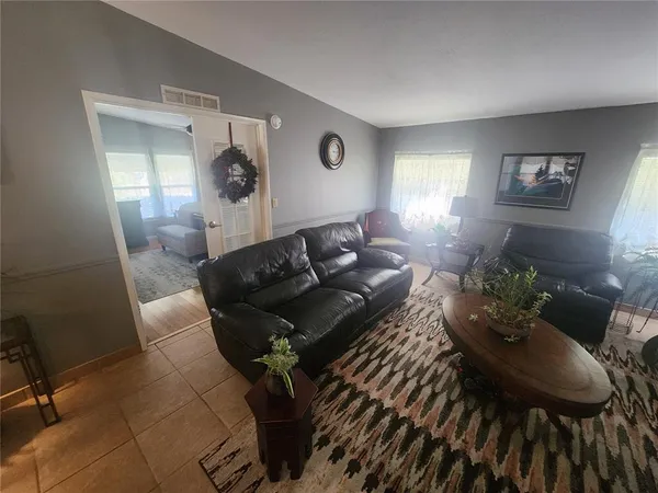 $1,850 | 24921 Pine Hill, Leesburg, FL 34748