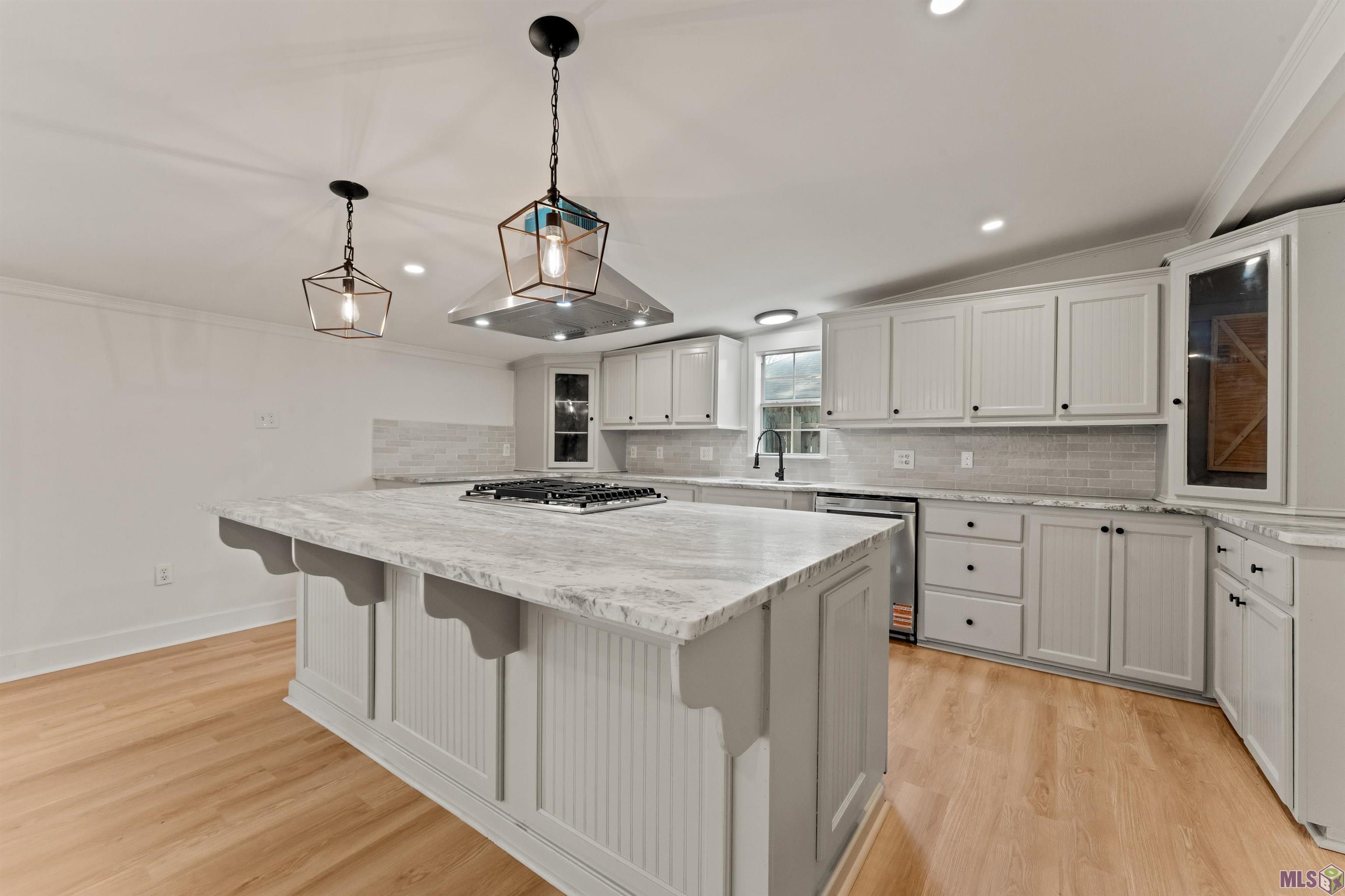12734 Mustang Avenue Baton Rouge, LA 70818 - Photo 14 of 33 Kitchen Island Close-Up