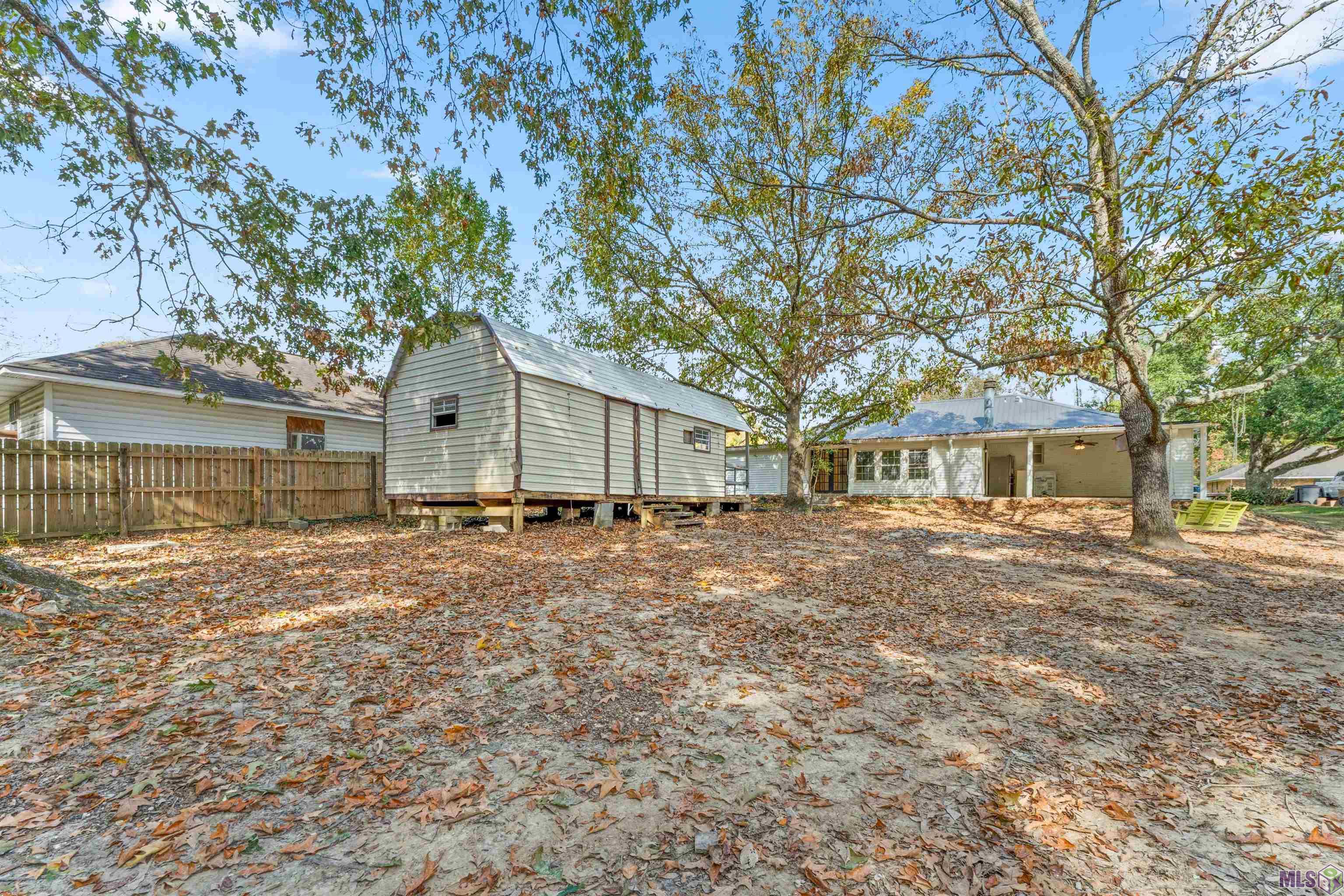12734 Mustang Avenue Baton Rouge, LA 70818 - Photo 31 of 33 Outbuilding (Side View)