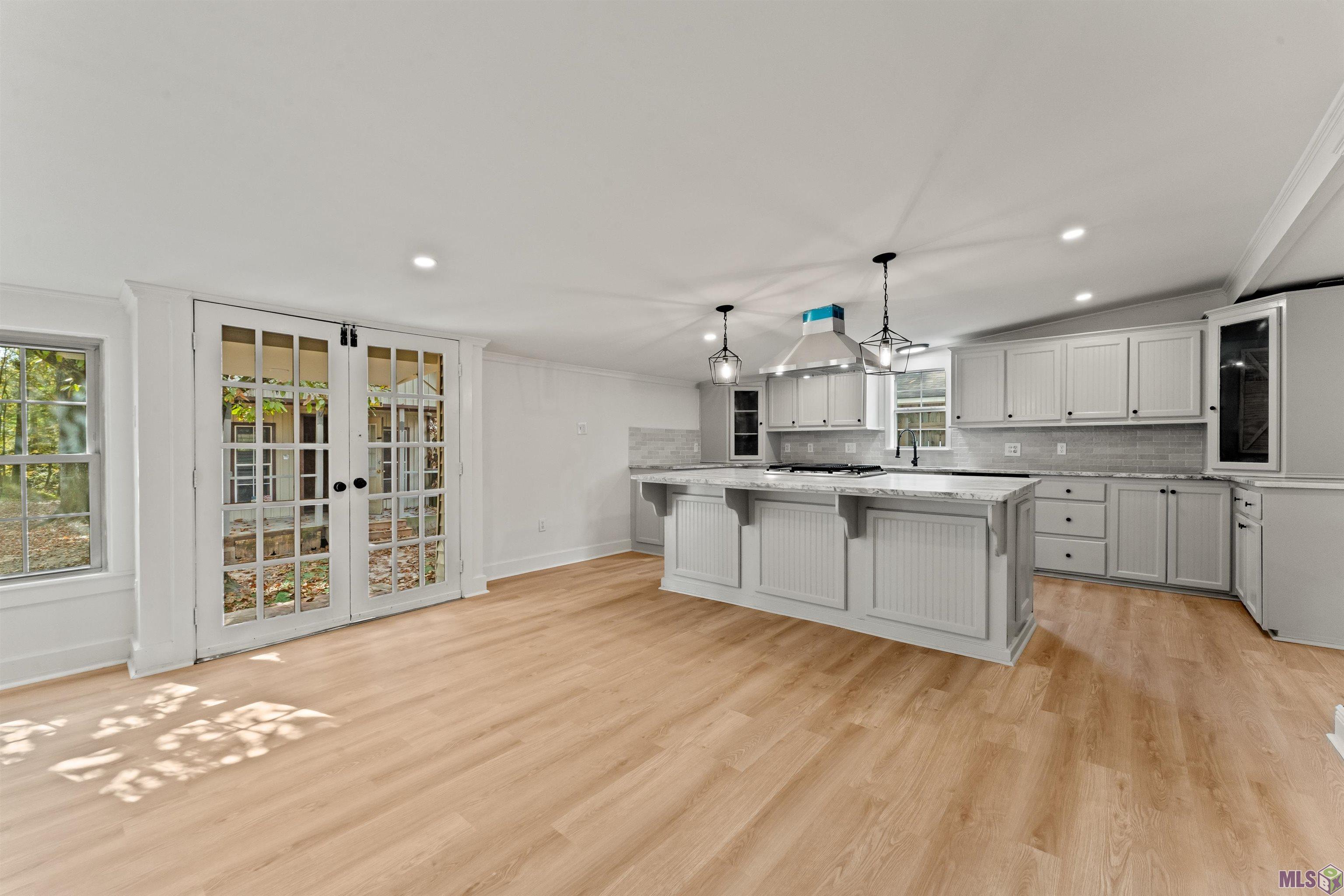 12734 Mustang Avenue Baton Rouge, LA 70818 - Photo 7 of 33 Kitchen & French Doors