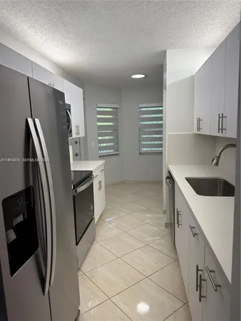 $2,300 | 1200 Southwest 124th Terrace, Unit 202O, Pembroke Pines, FL 33027