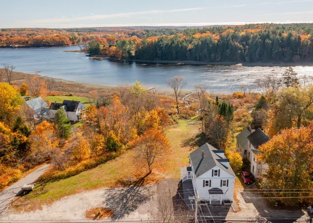 $649,900 | 393 Front Street, Richmond, ME 04357