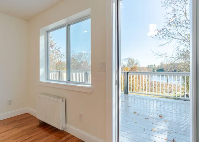 $649,900 | 393 Front Street, Richmond, ME 04357