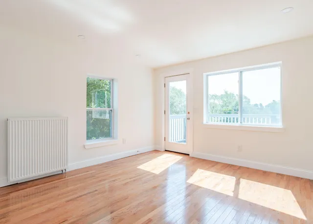 $649,900 | 393 Front Street, Richmond, ME 04357