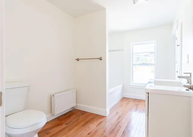 $649,900 | 393 Front Street, Richmond, ME 04357